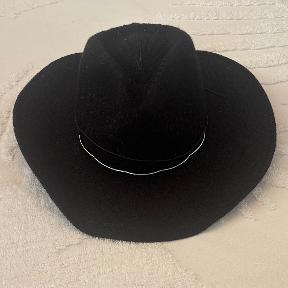 Black Women's Knit Cowboy Hat